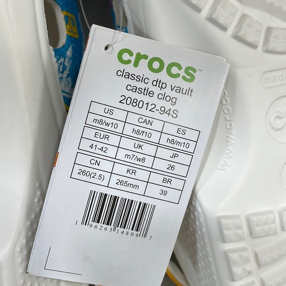 WDW Disney World 50th Anniversary Cinderella Castle CROCS Sz M 8 W 10 Vault NEW - Picture 11 of 12